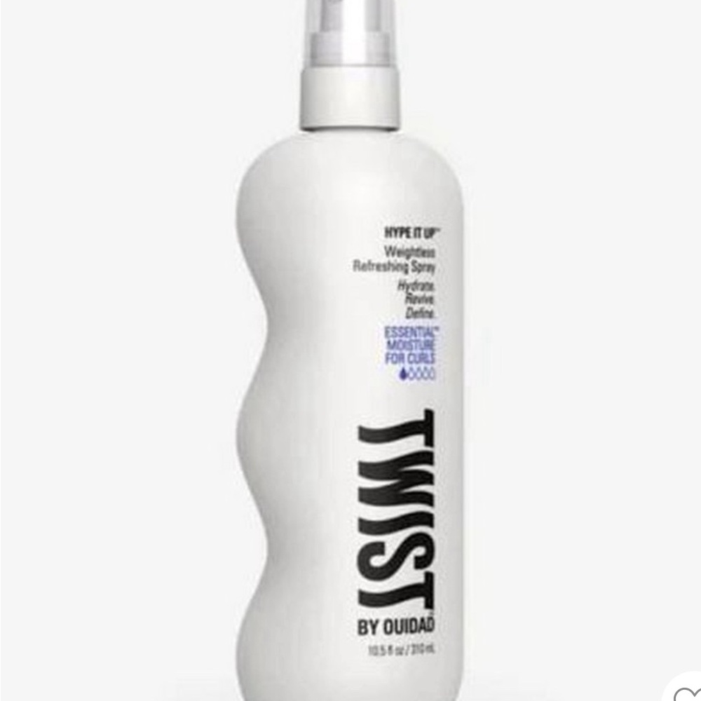 TWIST By OUIAD “HYPE IT UP” WEIGHTLESS REFRESHING SPRAY

NWT